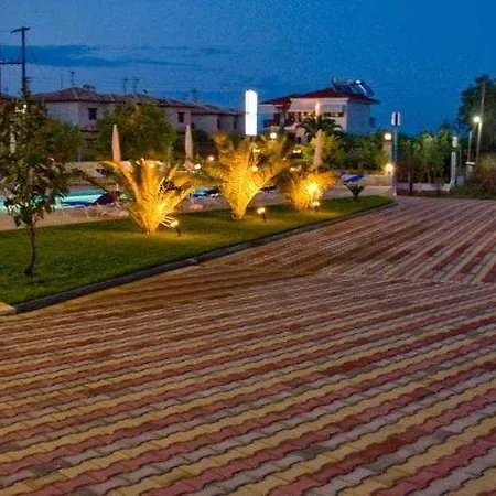 Agnanti Hotel 3*